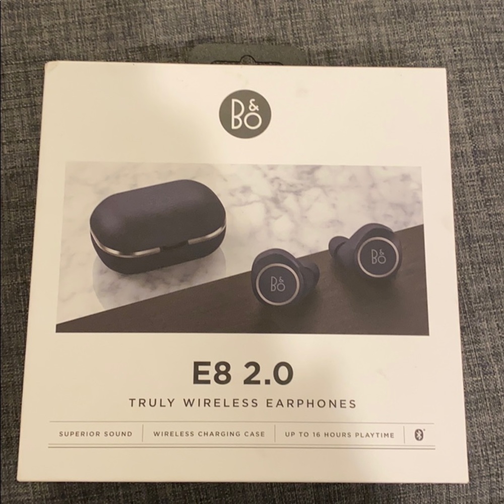Bang & Olufsen E8 2.0 Wireless Earphones